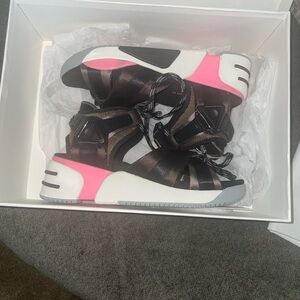 Marc Jacobs sneaker sandal sz.7 EU 37